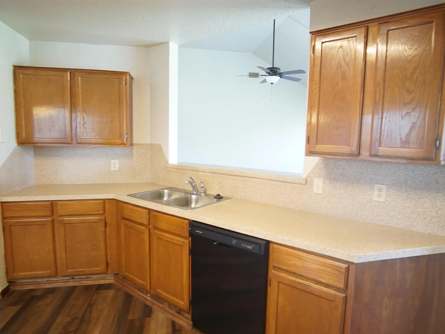 11709 Tyson CT (OV-Roof) - 1 — Photo 4
