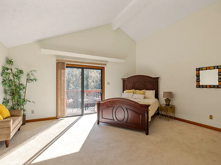 8300 Saint Peters Ln — Photo 13