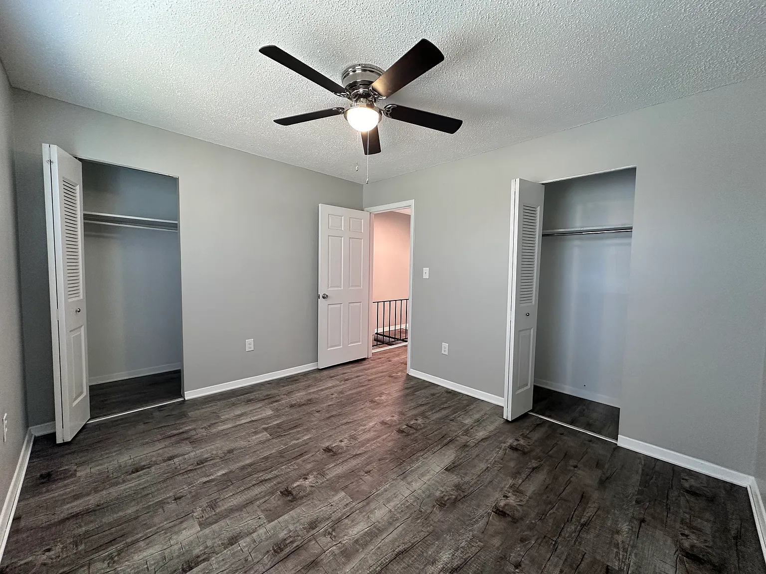 2 bed, 1.5 bath, 844 sqft, $1,248 — Photo 4