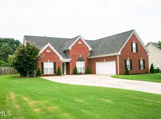 8415 Meadowgrove Ln, Gainesville, GA 30506