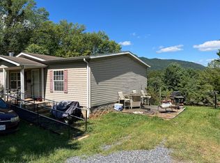 101 Meadowcrest Ln, Thaxton, VA 24174