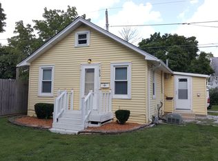 639 1st St, Crete, IL 60417