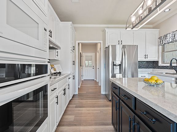 4th image of 4004 Fountainwood Cir