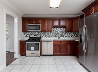 9924 Plaudit Way, Louisville, KY 40272
