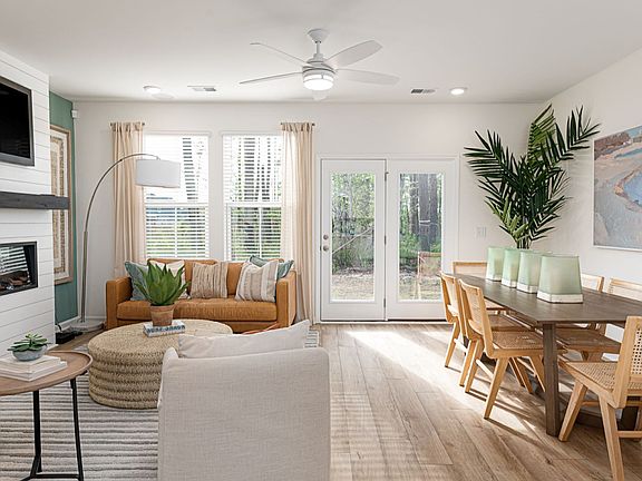 Egret plan Boykins Run living and dining area