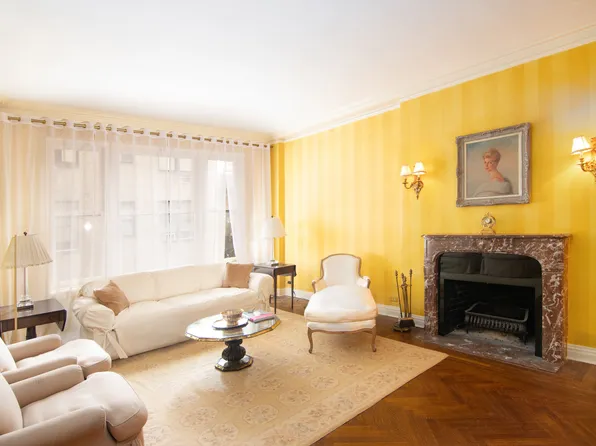 480 Park Avenue image 3 of 21