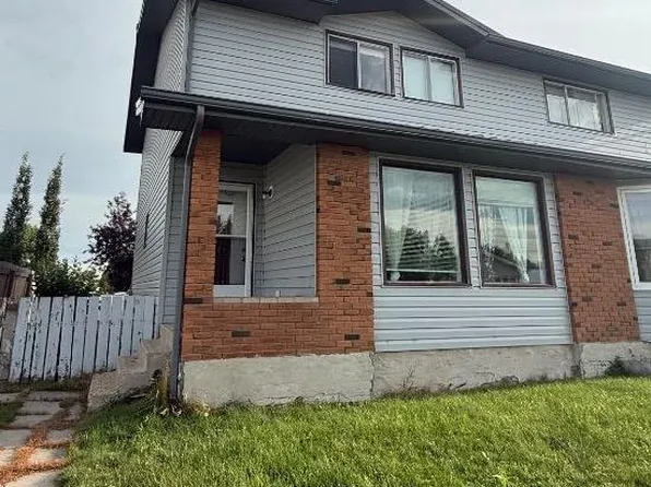 109 N Winkler Dr, Hanna, AB T0J 1P0