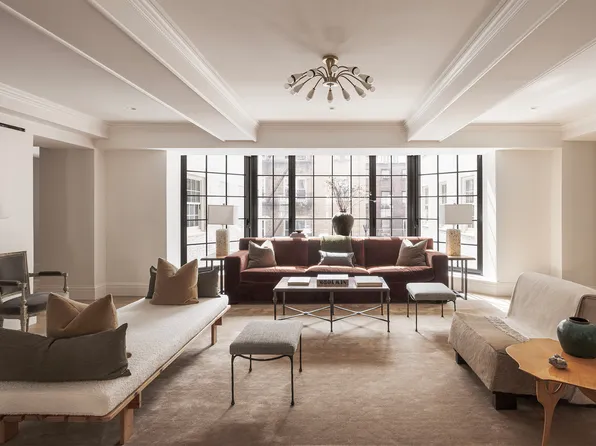 118 West 13th Street image 1 of 31