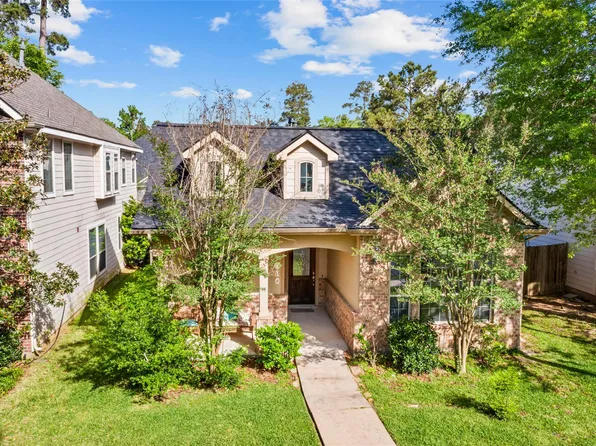 38 W Montfair Blvd, The Woodlands, TX 77382