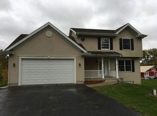 5501 Walnut St, Richmond, IL 60071