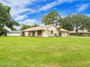 330 Lake Point Pl, Merritt Island, FL 32953