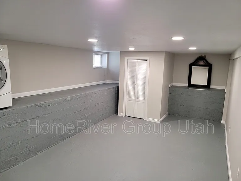 632 E Wilson Ave — Photo 15