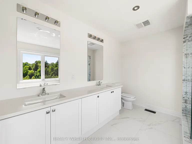 261 Seaview Hts — Photo 38