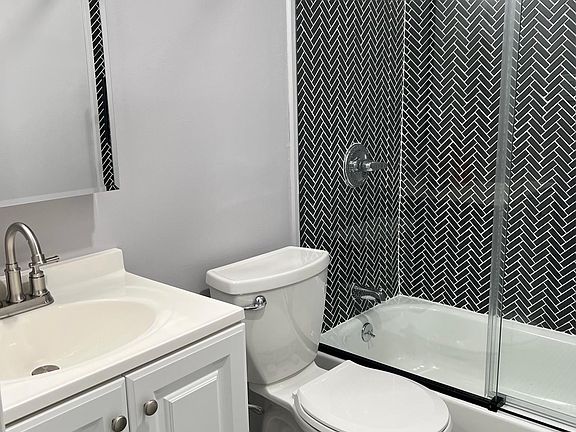 4th image of 157 Beach 117th St #1