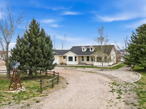 353 Oakmont Dr, Spring Creek, NV 89815