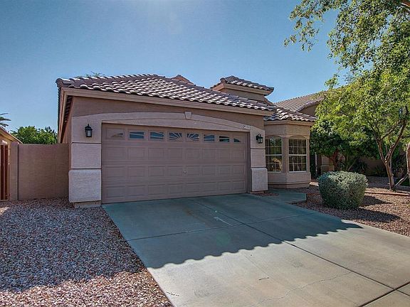 3rd image of 7493 S Taylor Dr