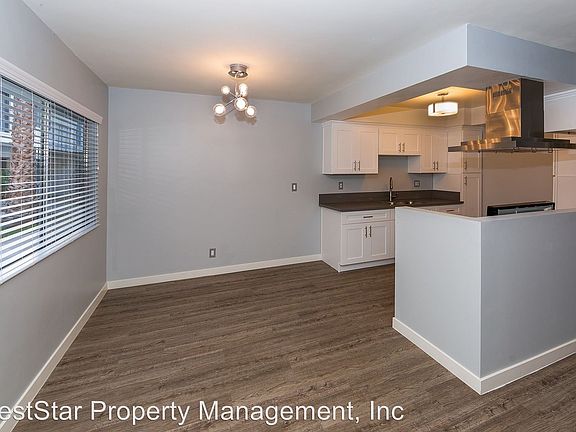 3rd image of 620 Coronado Ave APT 15