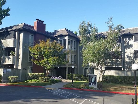 3rd image of 620 Center Ave #213B
