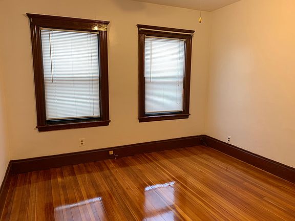 2nd image of 125 Clay St #125