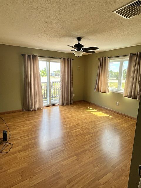 1st image of 728 Beverage Hill Ave APT 25