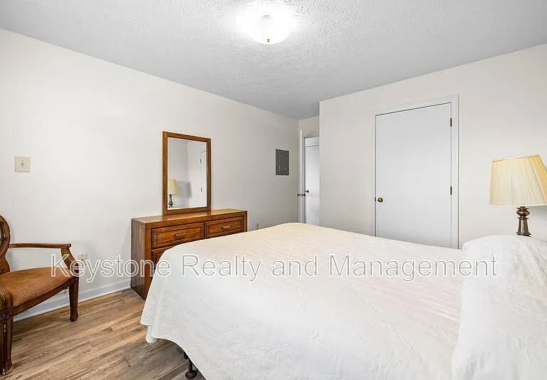 100 Laurel Cove Dr — Photo 10