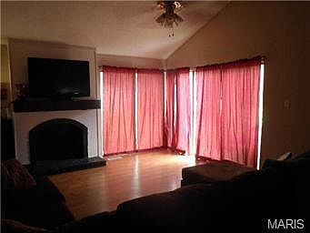 3rd image of 3085 Durwood Dr
