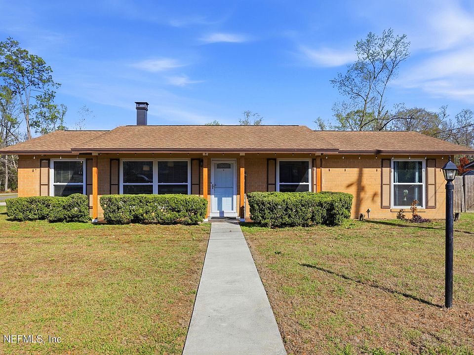 1st image of 1507 BAY Circle