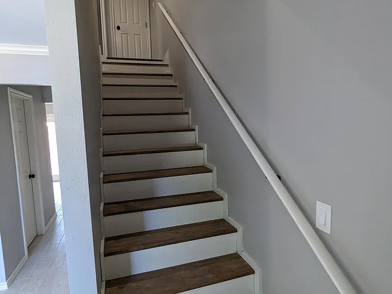 114 Scofield Ave #112 — Photo 8