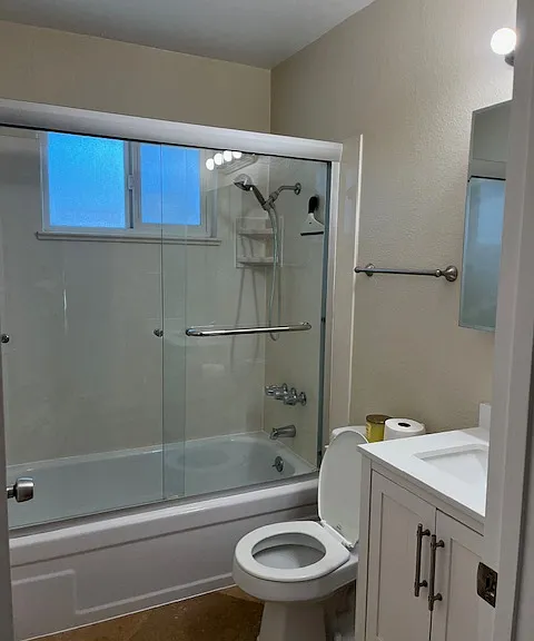 2252 Segundo Ct #4 — Photo 3