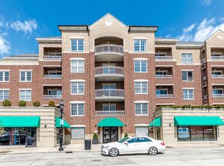 570 Crescent Blvd UNIT 410, Glen Ellyn, IL 60137