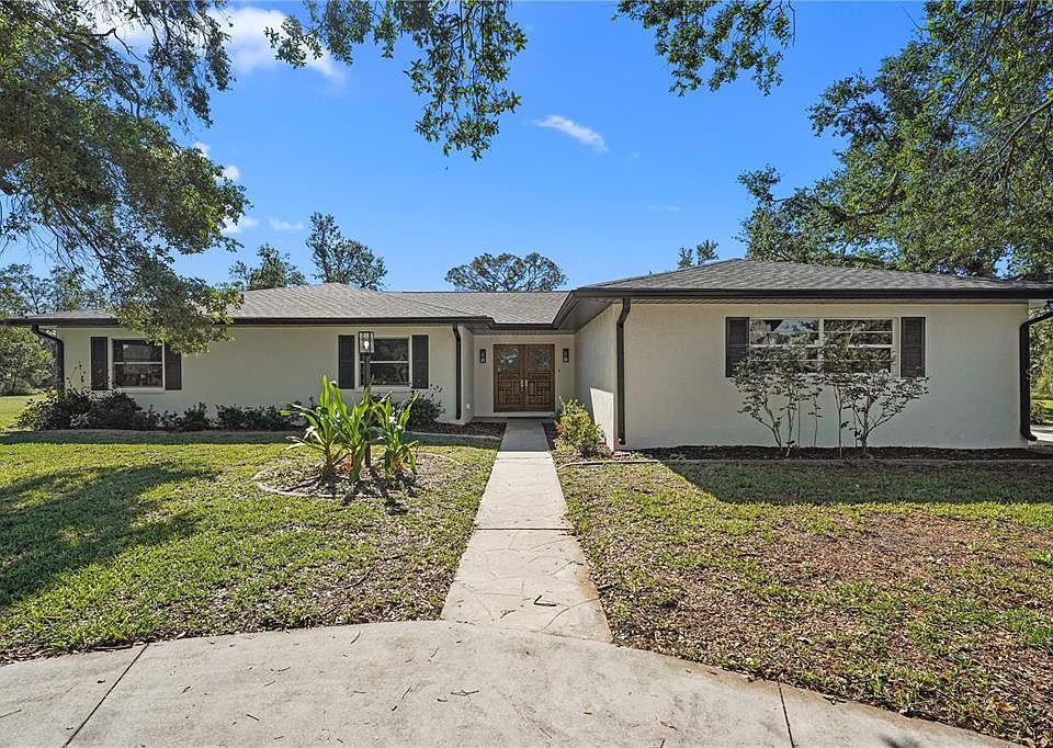 1st image of 1541 MACKINTOSH BOULEVARD
