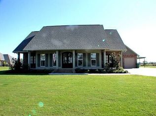 278 Grand Bayou Rd, Des Allemands, LA 70030