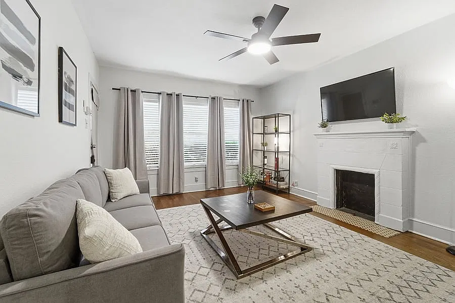 5821 La Vista Ct — Photo 2