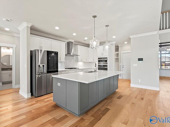 4th image of 322 Kendallwood Dr