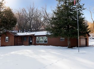 8362 Eagle Creek Blvd, Shakopee, MN 55379