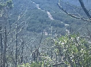 527 Arrowhead Ln, Leakey, TX 78873