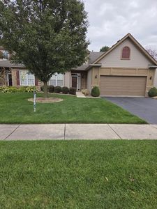 825 New Buffalo Dr, Schererville, IN, 46375