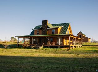 800 Pleasant Country Rd, Falkville, AL 35622