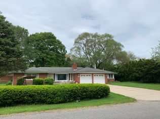 9087 Maplewood Dr, Berrien Springs, MI 49103
