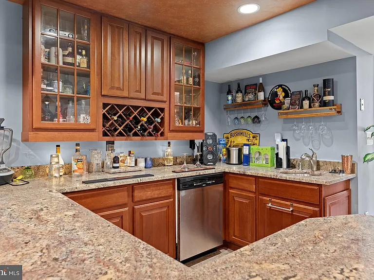 43550 Riverpoint Dr — Photo 32