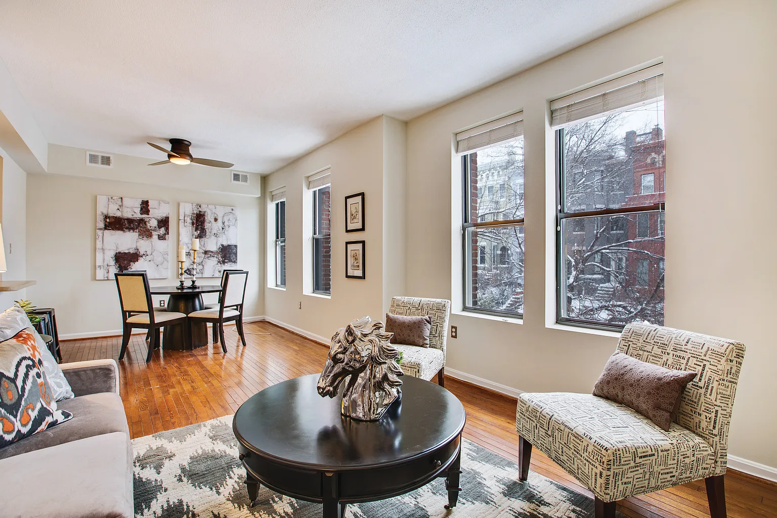 1812 Vernon St NW APT 23 photo 1