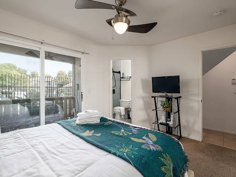 6127 Rancho Brida — Photo 2