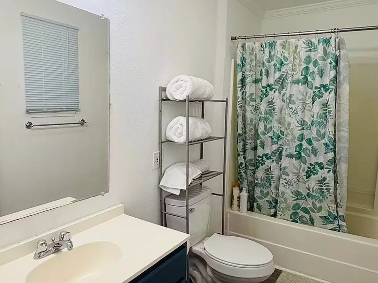 605 New Jersey Ave — Photo 11