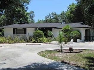 1205 Fox Dr, Englewood, FL 34223