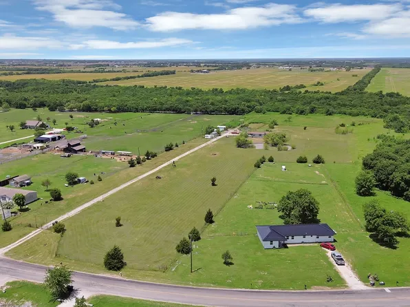 1528 County Road 697, Farmersville, TX 75442