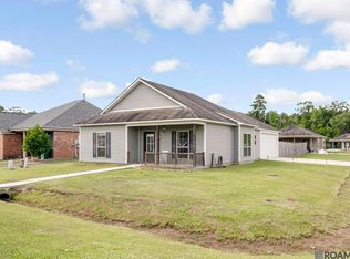 10804 Moss Pointe Dr, Denham Springs, LA 70726
