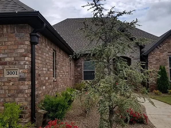 3001 SW Satinwood Ave, Bentonville, AR 72712