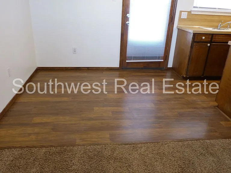 1220 W. Manana Blvd. — Photo 8