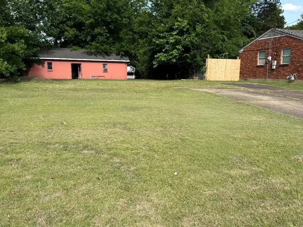 620 Japonica Rd, Prattville, AL 36067