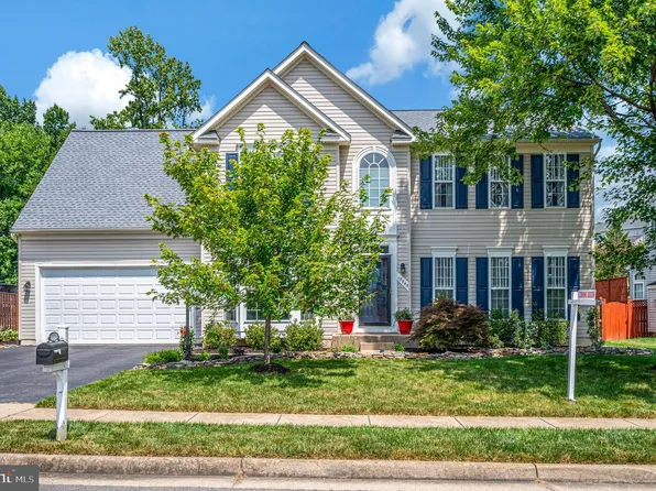 17745 Avenel Ln, Dumfries, VA 22026